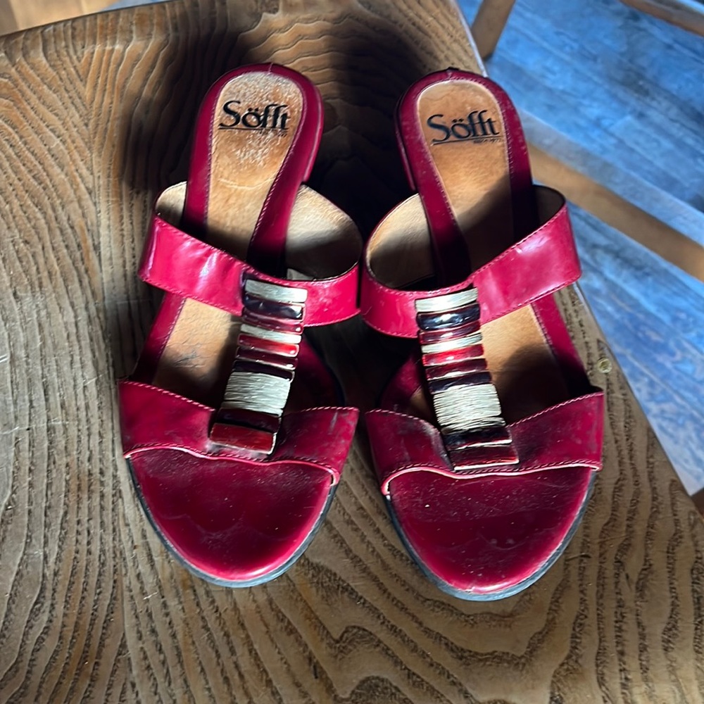 Ussd  sandals in good conditio